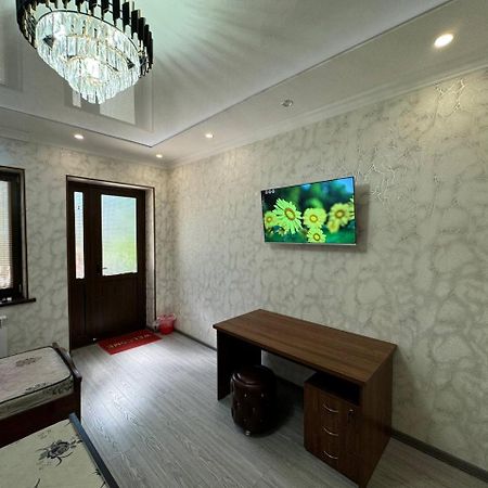 Дом Отель Бадамзар Tashkent Luaran gambar