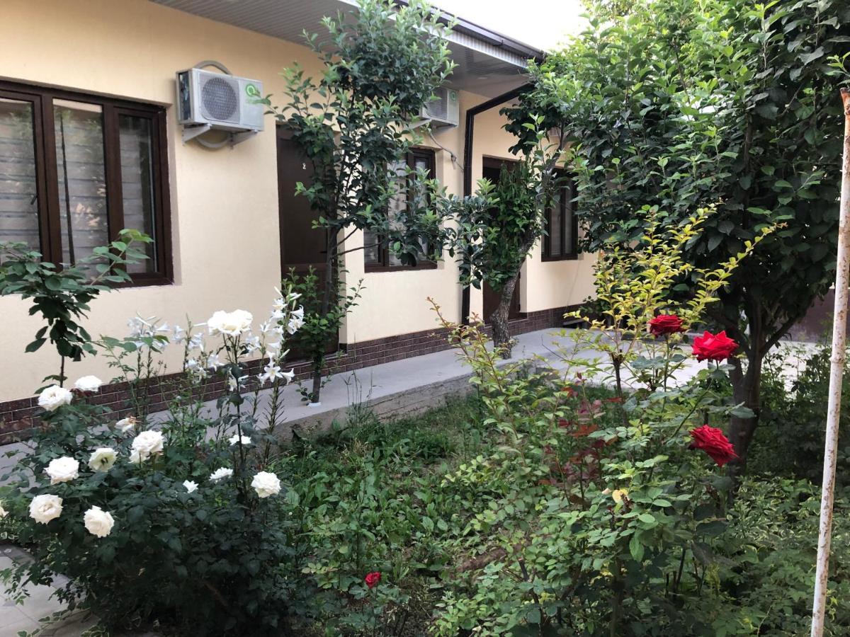 Дом Отель Бадамзар Tashkent Luaran gambar